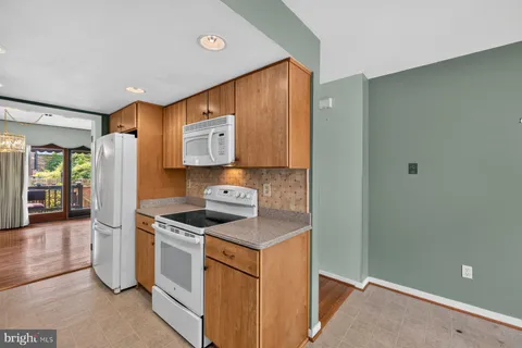 $389,900 | 5614 Thicket Lane, Columbia, MD 21044