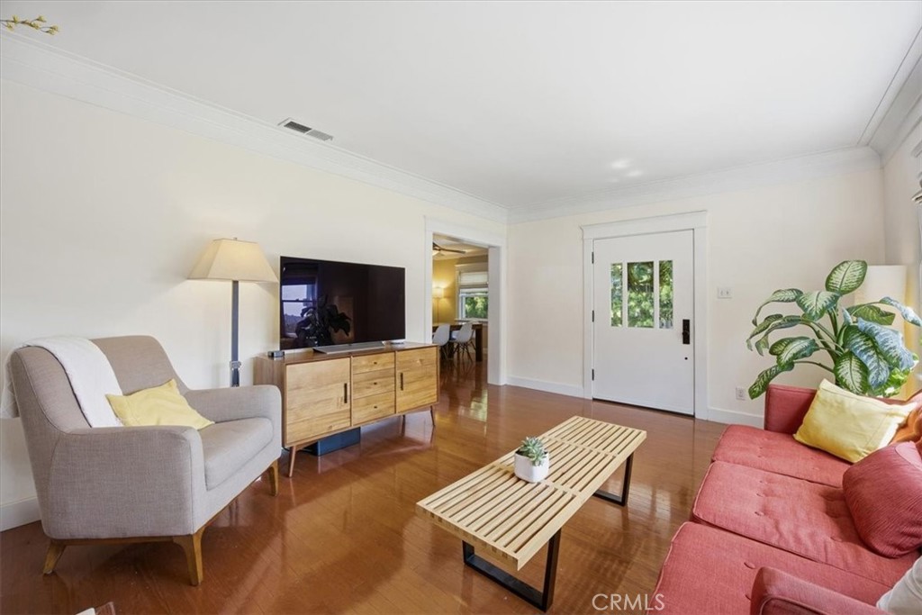 419 Virginia Street El Segundo, CA 90245 - Photo 6 of 41