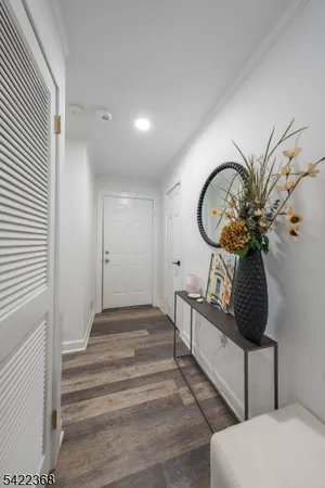 $479,900 | 19 Heritage Drive, Chatham, NJ 07928