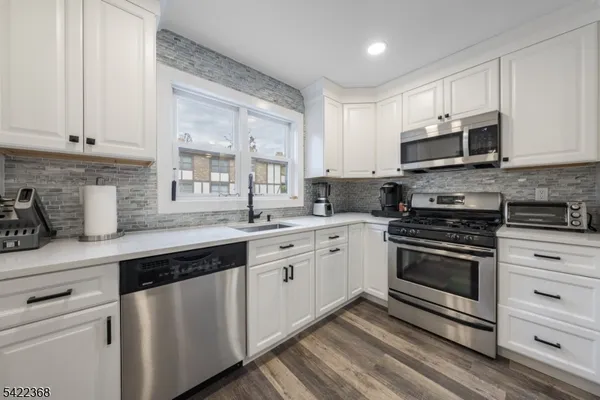 $479,900 | 19 Heritage Drive, Chatham, NJ 07928