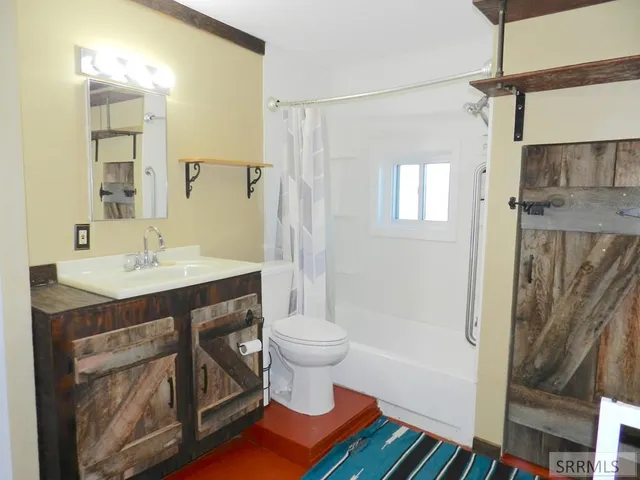 $395,000 | 36 Blue Camas Road, Salmon, ID 83467