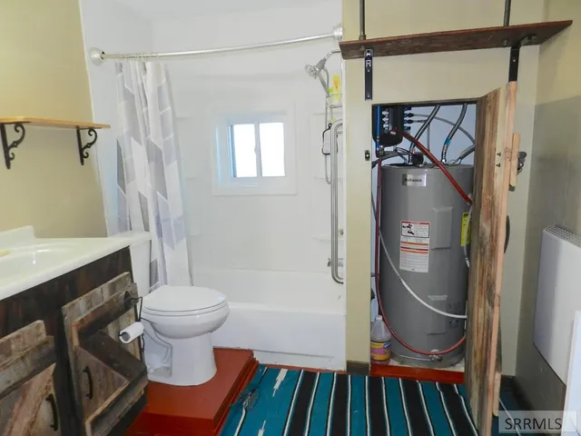 $395,000 | 36 Blue Camas Road, Salmon, ID 83467