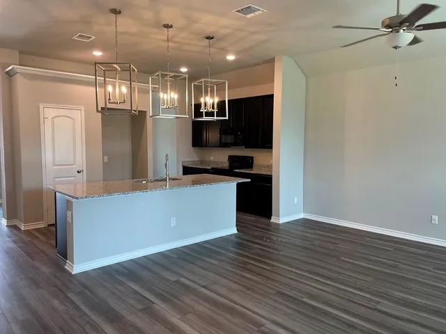 $1,725 | 7722 Merry Oaks Cove, Temple, TX 76502