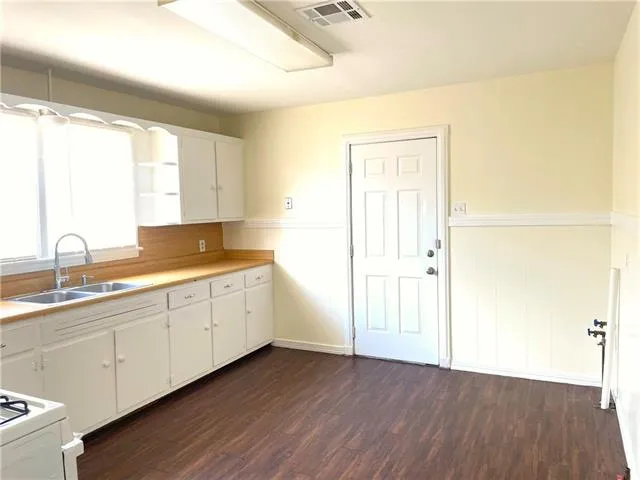 $1,100 | 824 Carmadelle Street, Marrero, LA 70072