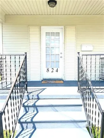 $1,100 | 824 Carmadelle Street, Marrero, LA 70072