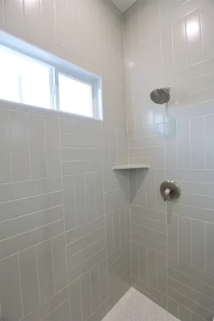 $3,000 | 421 East 41st Street, Houston, TX 77022