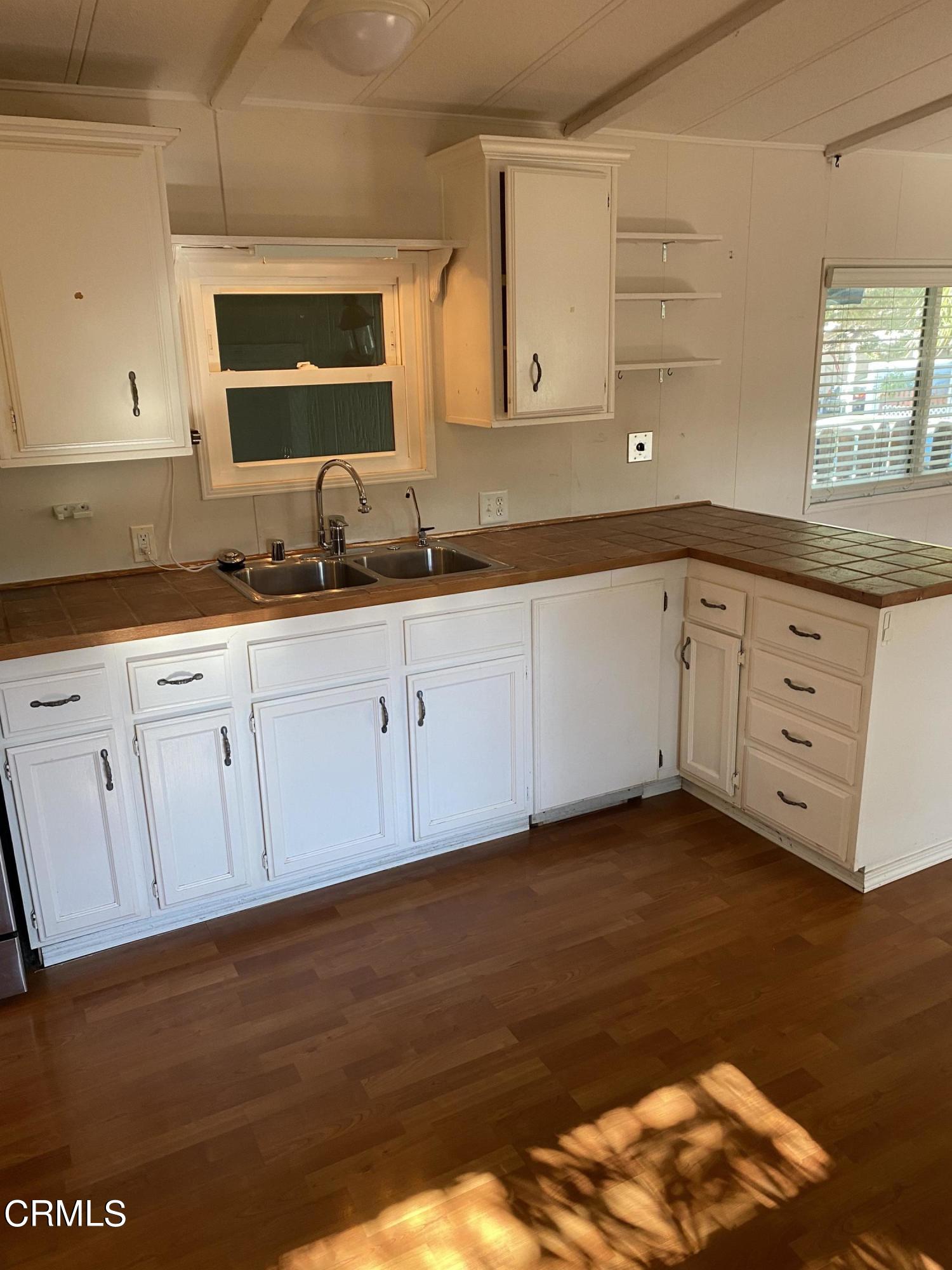 1225 South Rice Road, Unit 4 Ojai, CA 93023 - Photo 9 of 16 glLAUOLkT1aVJMeTOyJDLg