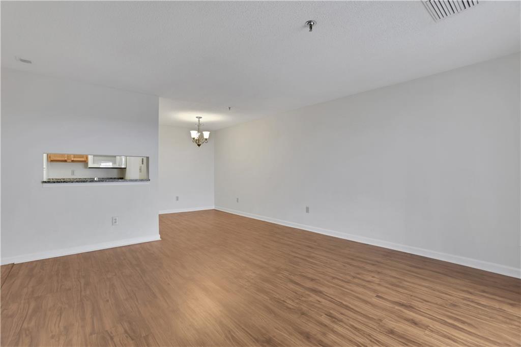 300 Johnson Ferry Road, Unit B1002 Sandy Springs, GA 30328 - Photo 8 of 26 Gallery Image 8