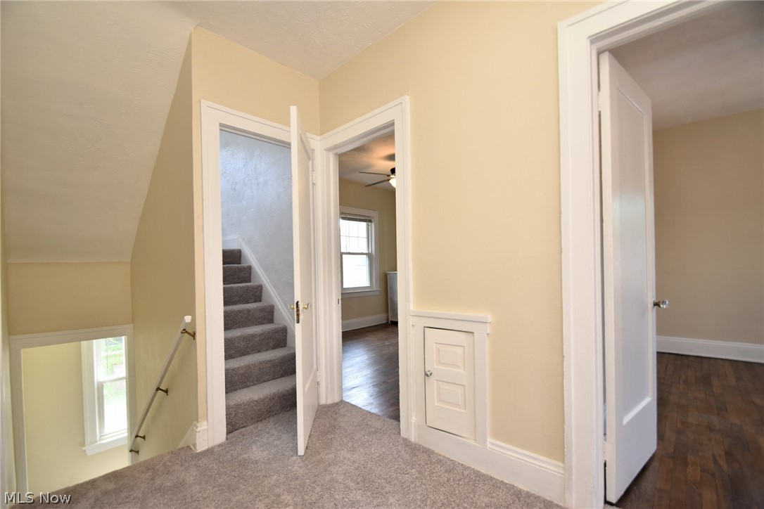 1076 Parkside Road Cleveland, OH 44108 - Photo 22 of 49 hallway 2nd floor