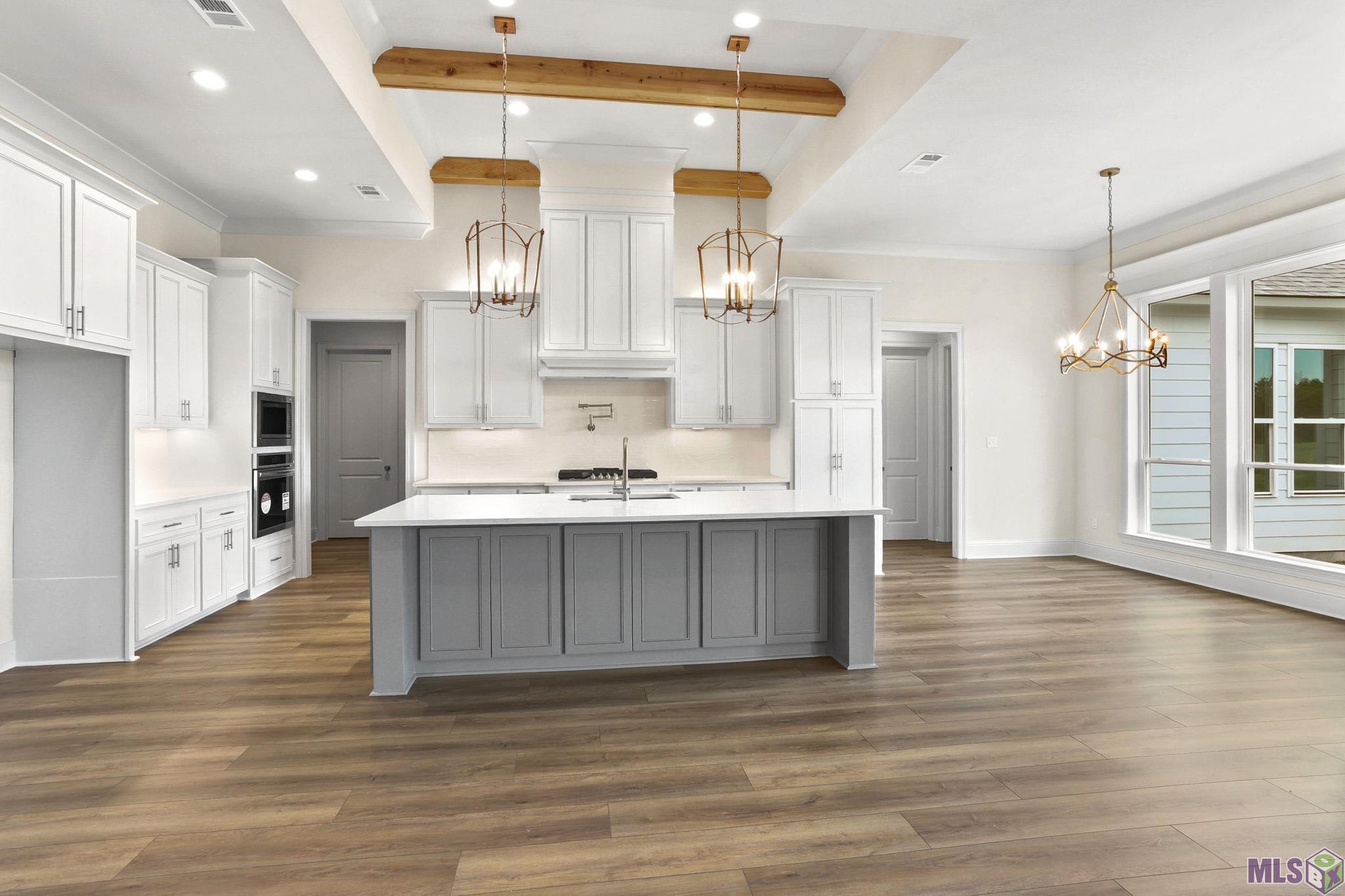 4439 Camargue Avenue Baton Rouge, LA 70820 - Photo 6 of 17 Wood Accents throughout