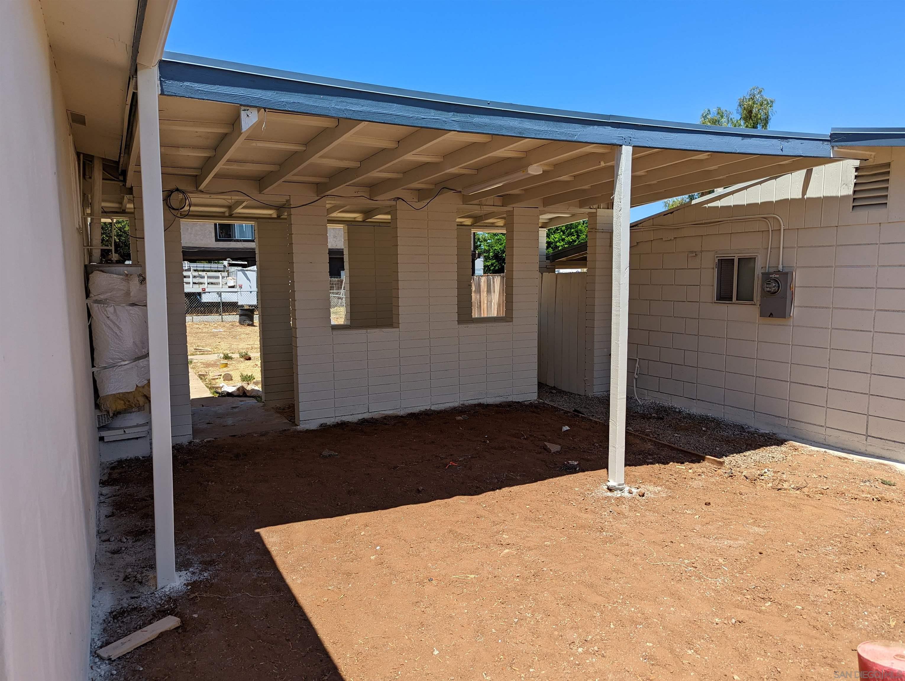 1207 Lyons Lane El Cajon, CA 92021 - Photo 6 of 39 a view of a house with a tub