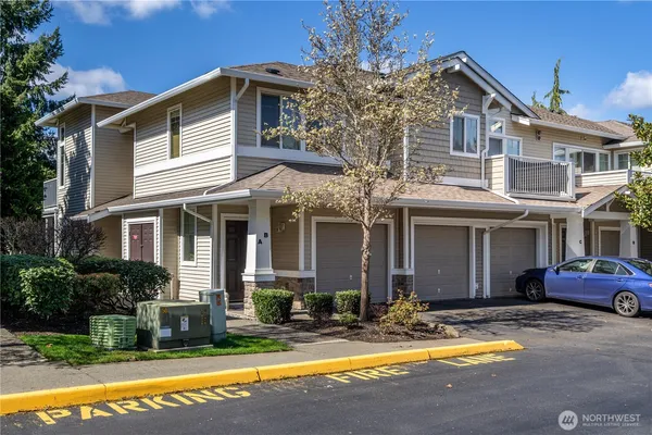 $425,000 | 6443 Hazel Avenue Southeast, Unit B5, Auburn, WA 98092