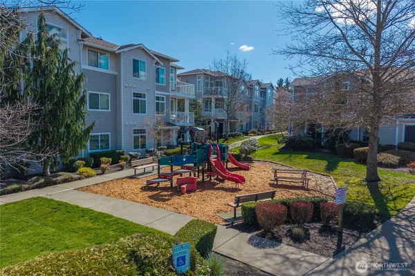 $425,000 | 6443 Hazel Avenue Southeast, Unit B5, Auburn, WA 98092