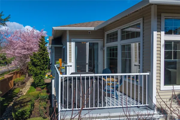 $425,000 | 6443 Hazel Avenue Southeast, Unit B5, Auburn, WA 98092