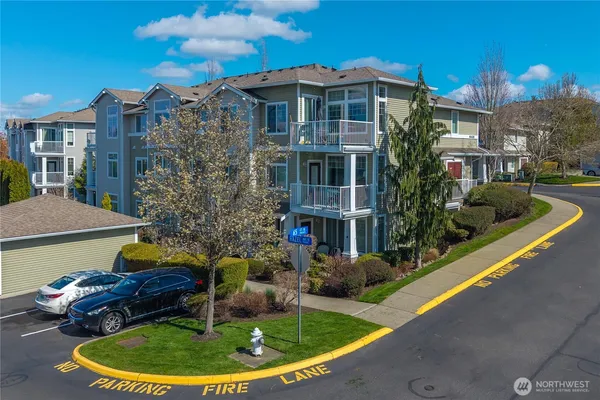 $425,000 | 6443 Hazel Avenue Southeast, Unit B5, Auburn, WA 98092