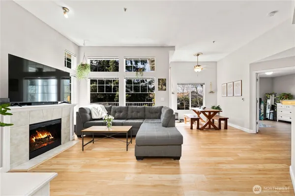 $425,000 | 6443 Hazel Avenue Southeast, Unit B5, Auburn, WA 98092