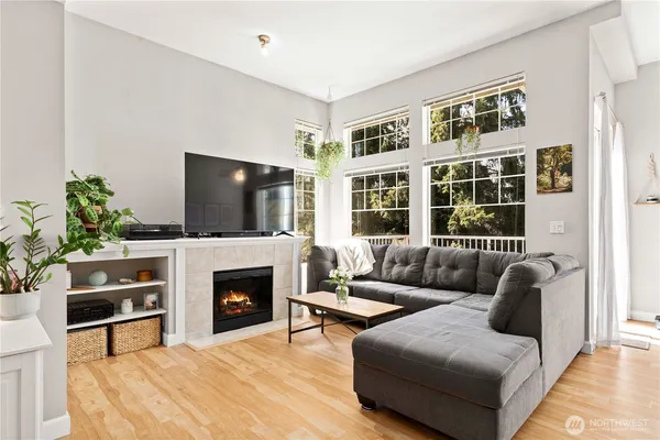 $425,000 | 6443 Hazel Avenue Southeast, Unit B5, Auburn, WA 98092