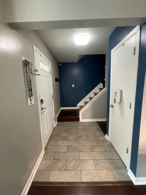 894 Riggsby Road Galloway, OH 43119 - Photo 3 of 28 Entry