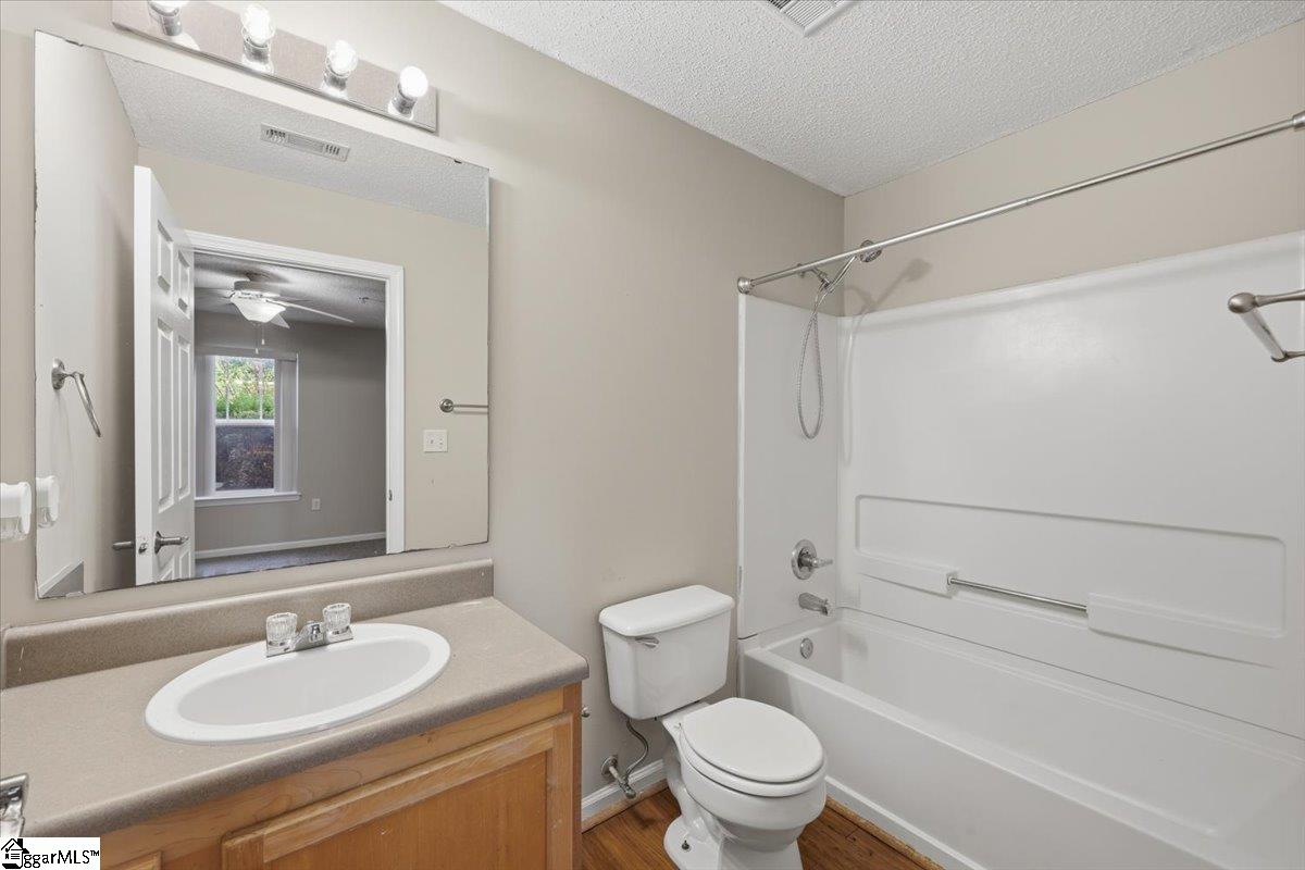 1612 Harts Ridge Drive Seneca, SC 29678 - Photo 15 of 31