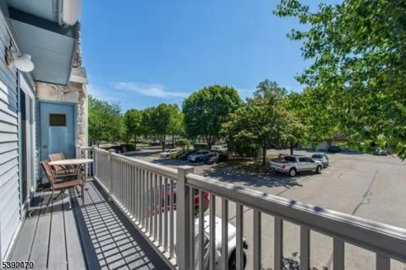 216 Woods Edge Drive Succasunna, NJ 07876 - Photo 13 of 13