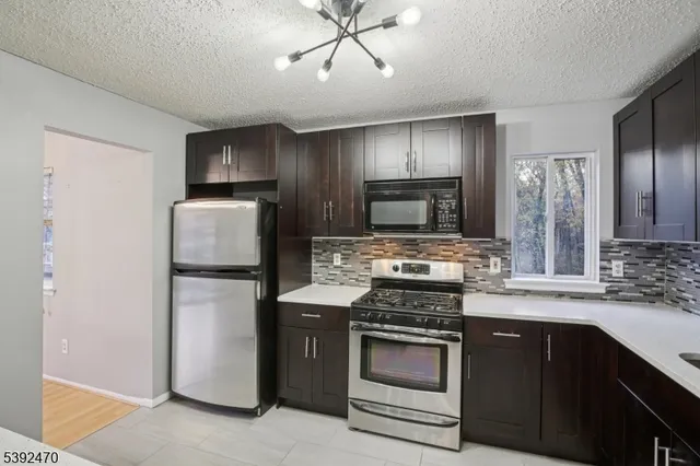 $2,800 | 216 Woods Edge Drive, Succasunna, NJ 07876