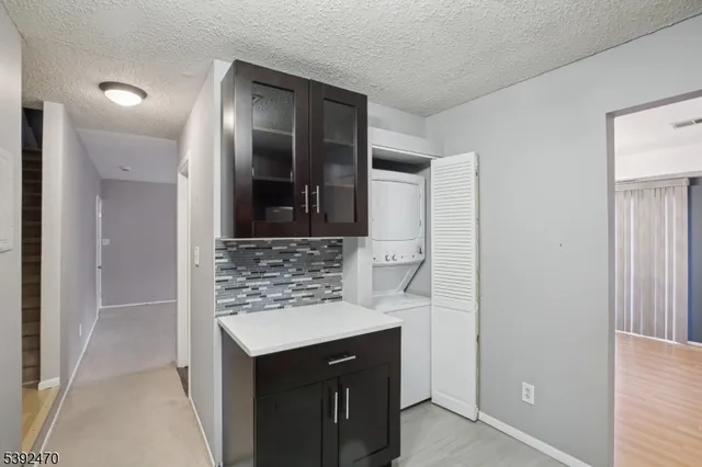 $2,800 | 216 Woods Edge Drive, Succasunna, NJ 07876