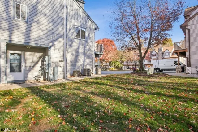 $2,800 | 216 Woods Edge Drive, Succasunna, NJ 07876