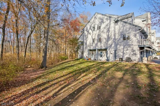 $2,800 | 216 Woods Edge Drive, Succasunna, NJ 07876