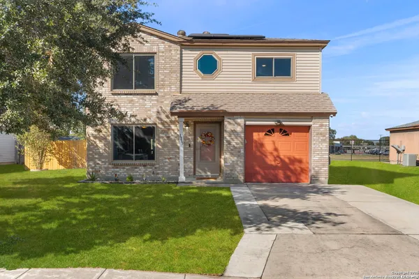 $1,600 | 3315 Glacier Lake, San Antonio, TX 78222