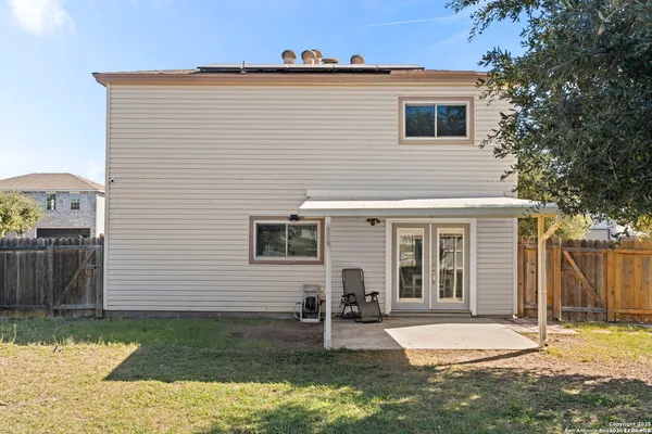$1,600 | 3315 Glacier Lake, San Antonio, TX 78222