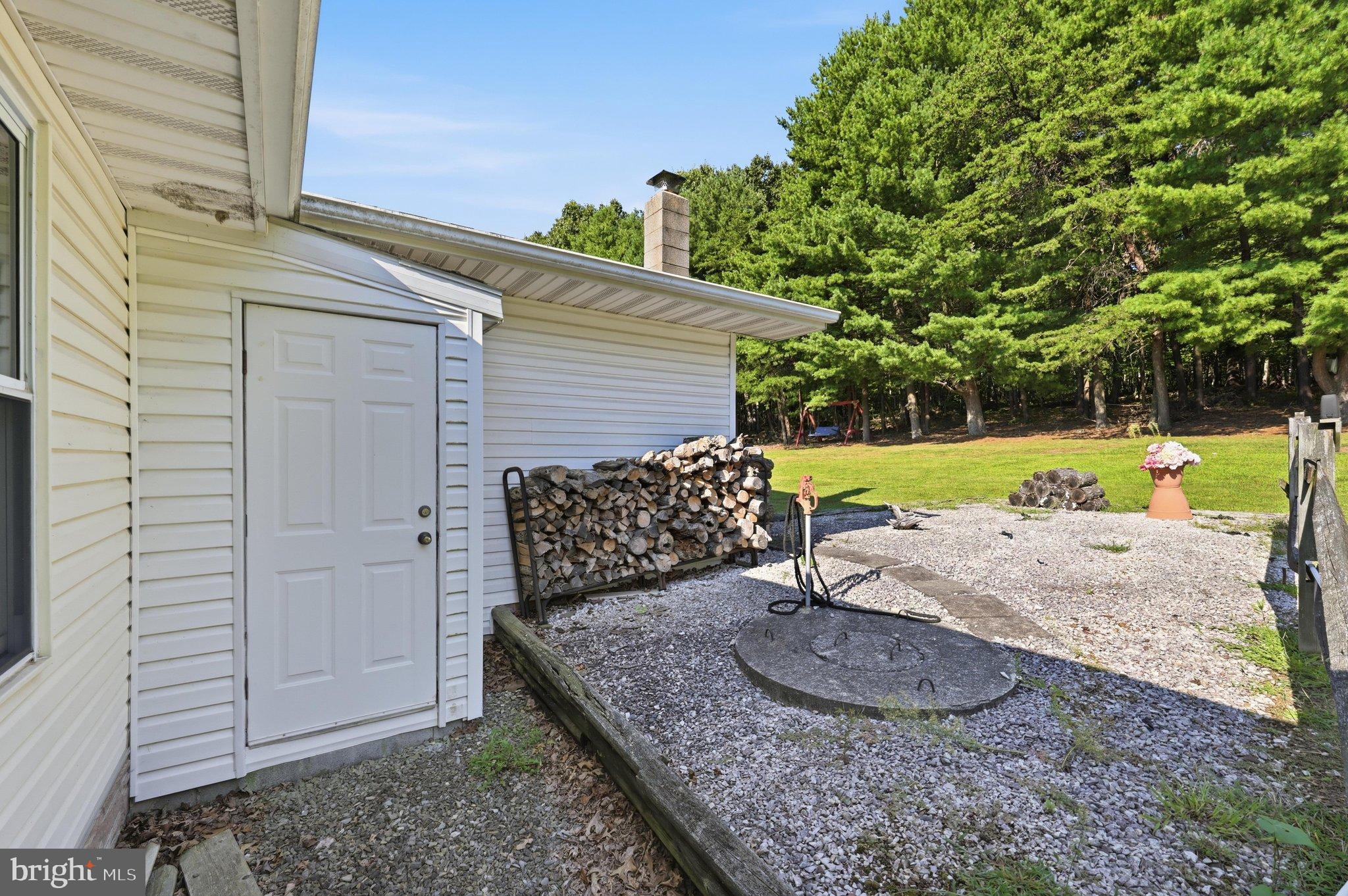 13728 Exline Road Hancock, MD 21750 - Photo 23 of 51 Patio