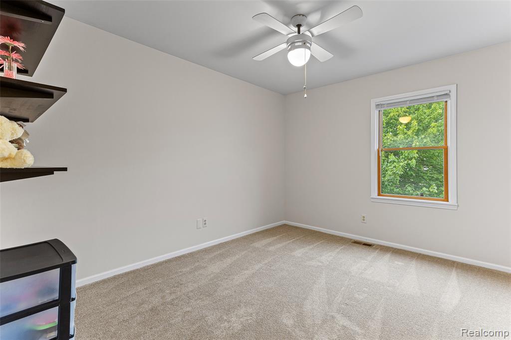 45785 Bryn Mawr Road Canton, MI 48187 - Photo 16 of 26