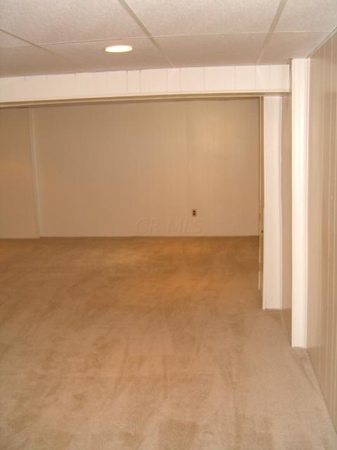 3806 Adell Road Columbus, OH 43228 - Photo 13 of 14 Gallery Image 13