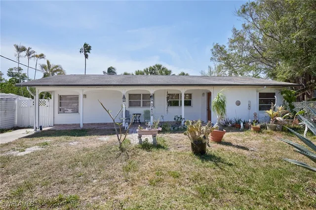 $370,000 | 27620 Riverdale Lane, Bonita Springs, FL 34134