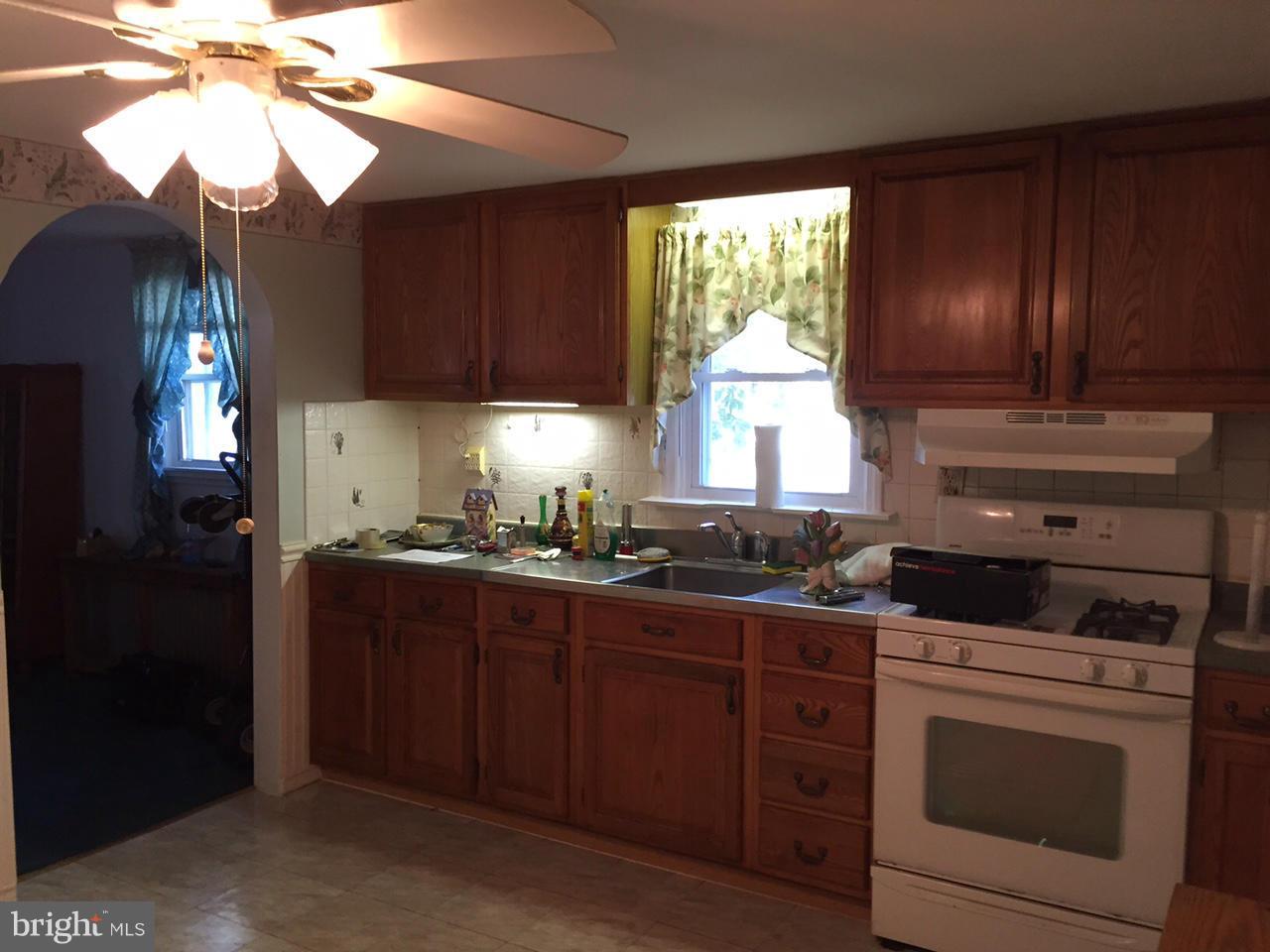 398 Butler Road Reisterstown, MD 21136 - Photo 8 of 16 Kitchen