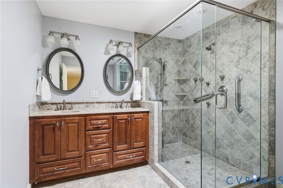 13701 Harbourwood Road Midlothian, VA 23112 - Photo 23 of 37 Beautifully updated!