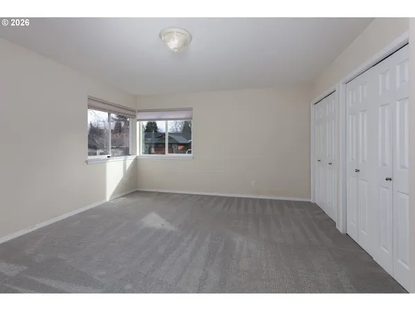 $705,000 | 3653 Park Pl Loop, Hood River, OR 97031