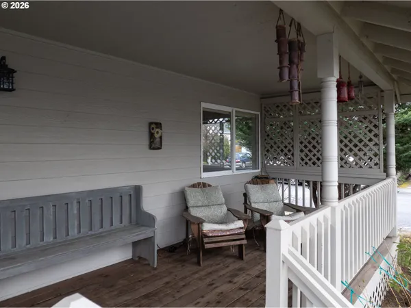 $705,000 | 3653 Park Pl Loop, Hood River, OR 97031