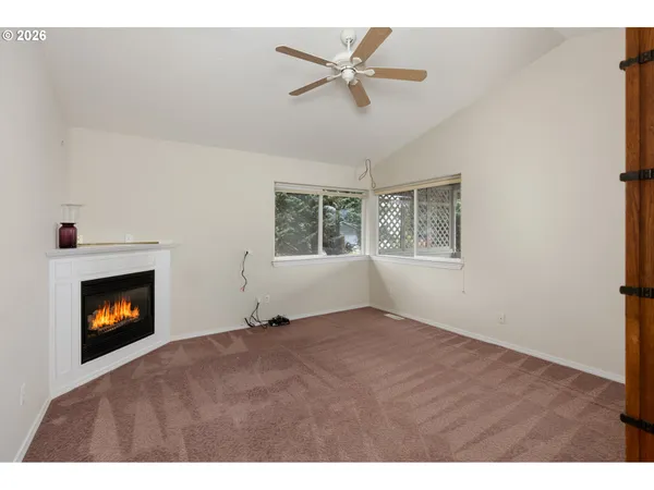 $705,000 | 3653 Park Pl Loop, Hood River, OR 97031