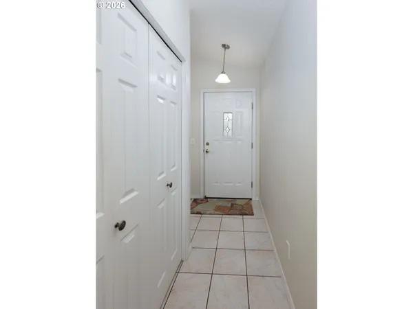 $705,000 | 3653 Park Pl Loop, Hood River, OR 97031