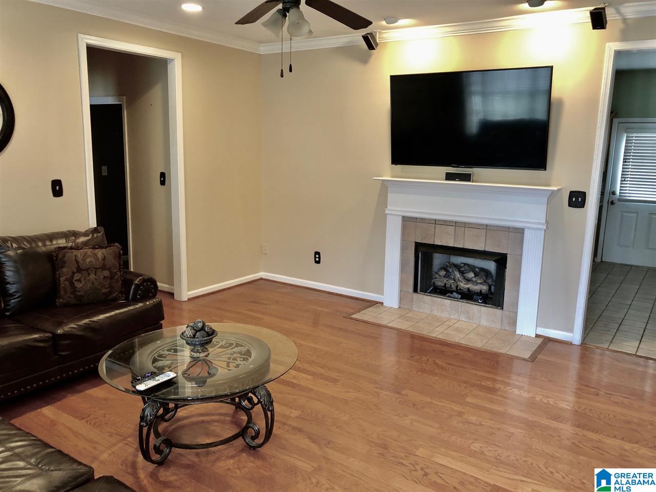 8152 Becker Lane Leeds, AL 35094 - Photo 2 of 19