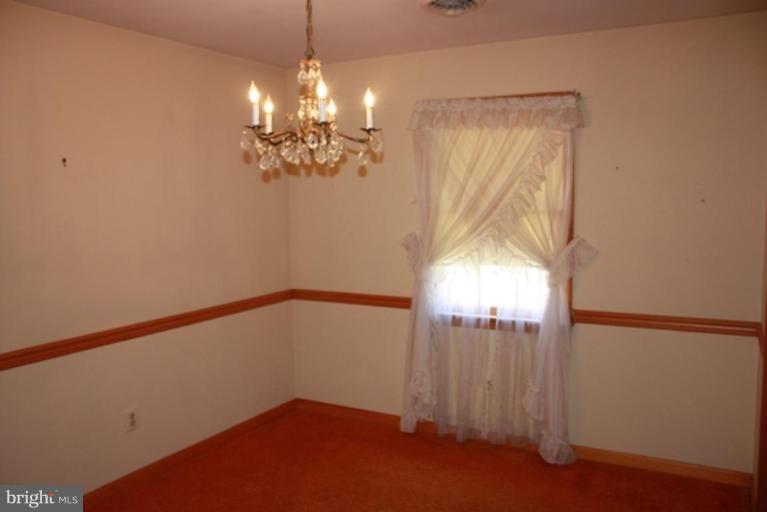 4486 Razor Hill Road Bealeton, VA 22712 - Photo 2 of 10 Dining Room