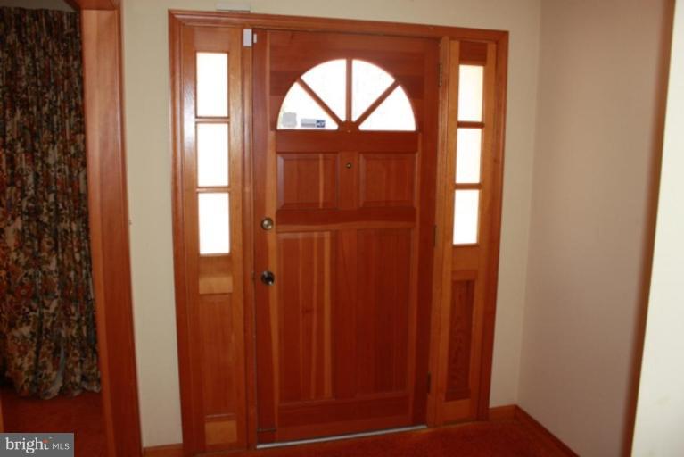 4486 Razor Hill Road Bealeton, VA 22712 - Photo 5 of 10 Entrance / Foyer