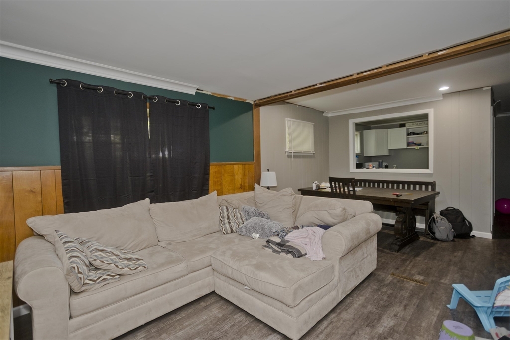 45 Fenimore Boulevard Springfield, MA 01108 - Photo 34 of 41 Gallery Image 34
