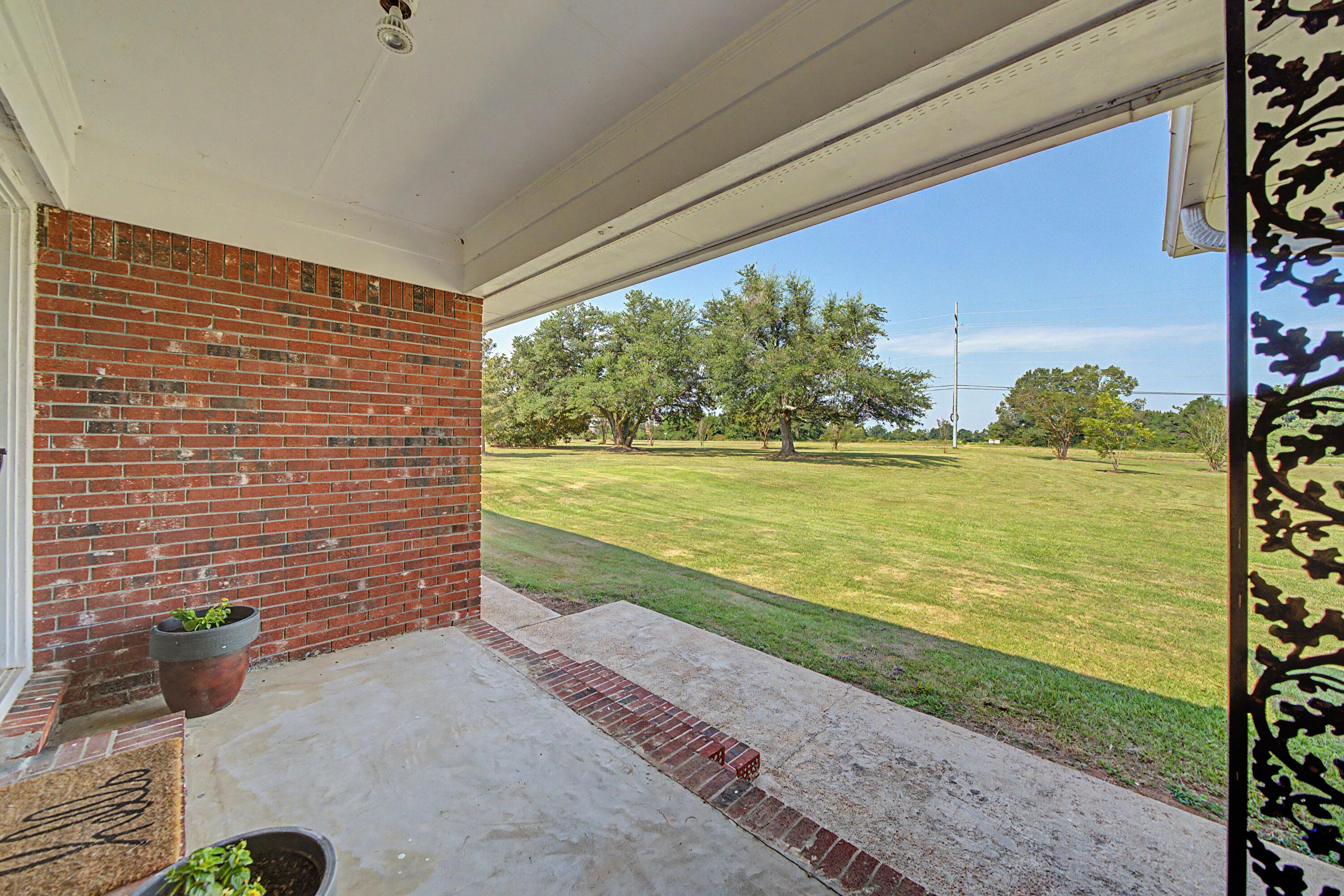 1003 Oaks Country Club Road New Albany, MS 38652 - Photo 41 of 50 Gallery Image 41