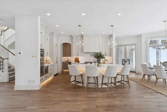 $3,500,000 | 285 North Shore Drive West, Minnetrista, MN 55364