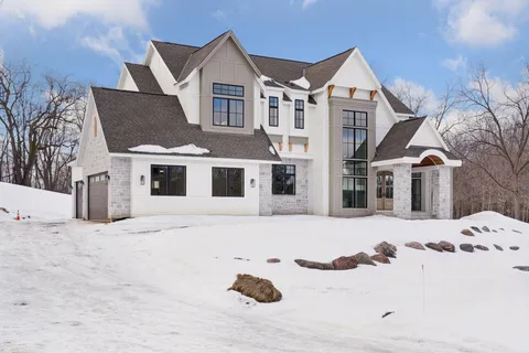 $3,500,000 | 285 North Shore Drive West, Minnetrista, MN 55364