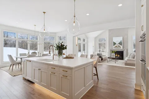 $3,500,000 | 285 North Shore Drive West, Minnetrista, MN 55364