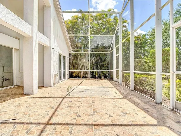 $2,800 | 351 Pindo Palm Drive, Naples, FL 34104