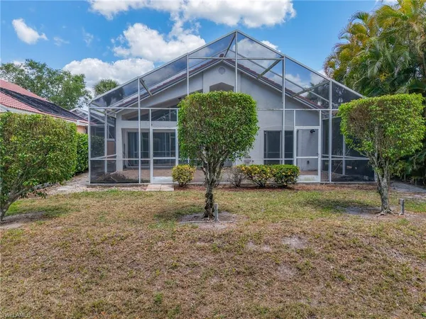 $2,800 | 351 Pindo Palm Drive, Naples, FL 34104